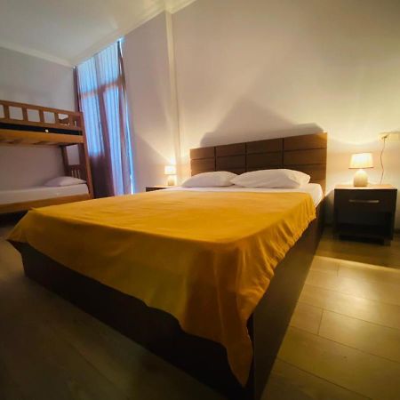 Mimino Aparthotel Batumi Eksteriør bilde