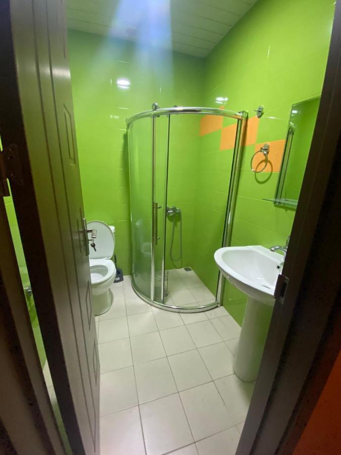 Mimino Aparthotel Batumi Eksteriør bilde