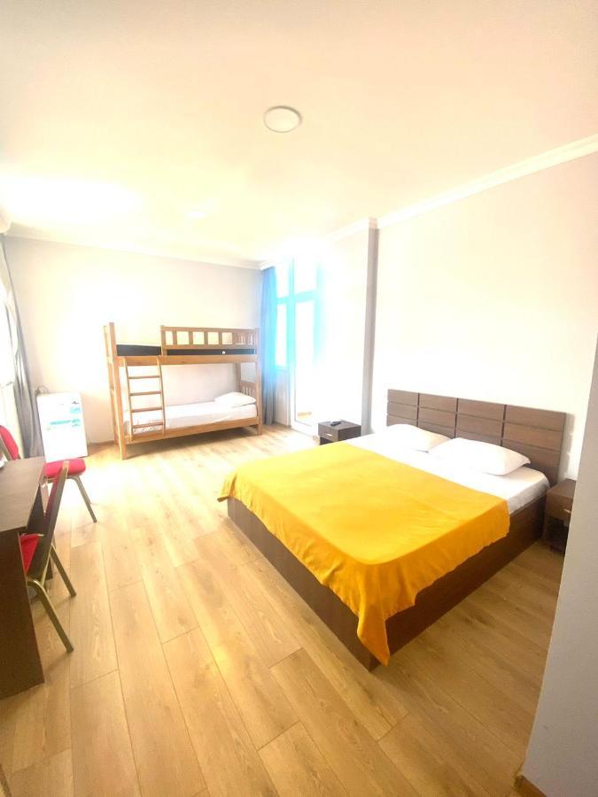 Mimino Aparthotel Batumi Eksteriør bilde