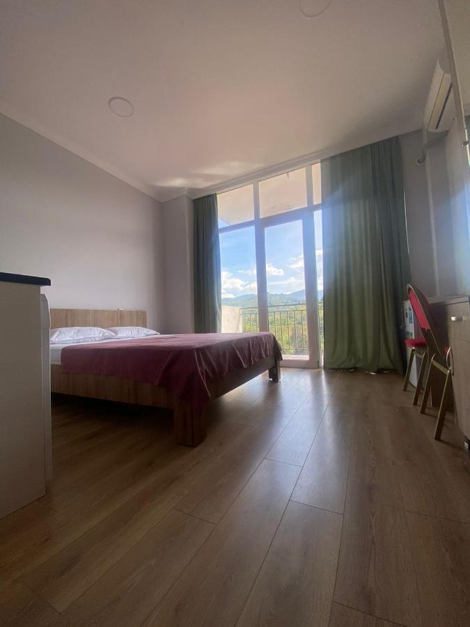 Mimino Aparthotel Batumi Eksteriør bilde