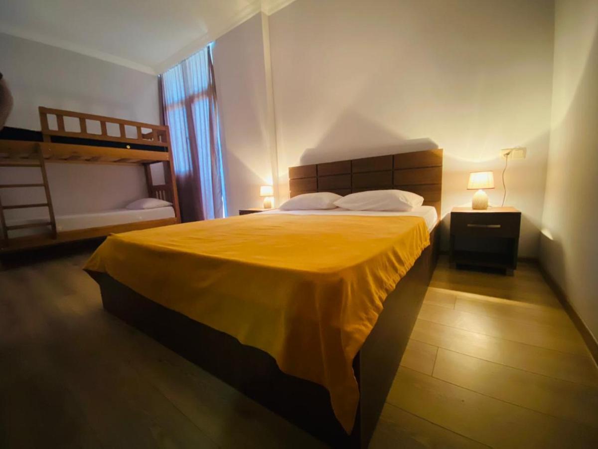 Mimino Aparthotel Batumi Eksteriør bilde